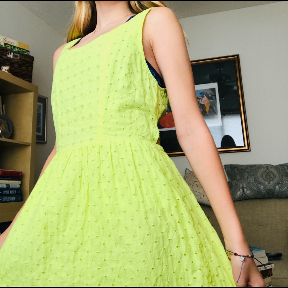 Yellow dress